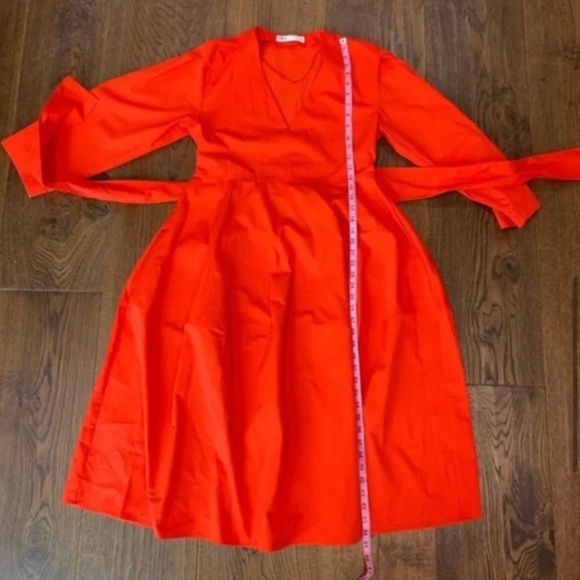 Zara poplin dress w/ belt & pockets bloggers fave size Small - Picture 4 of 7